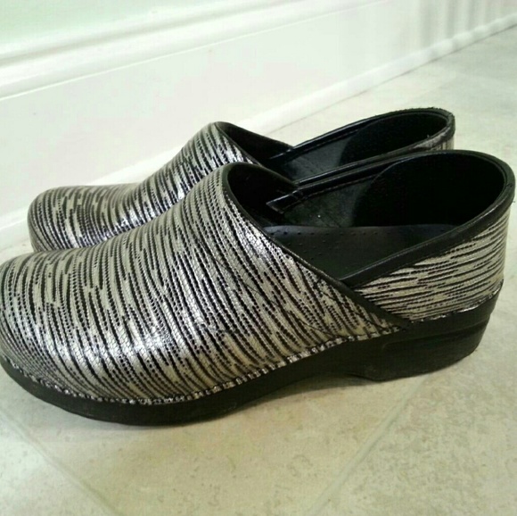 dansko zebra print clogs